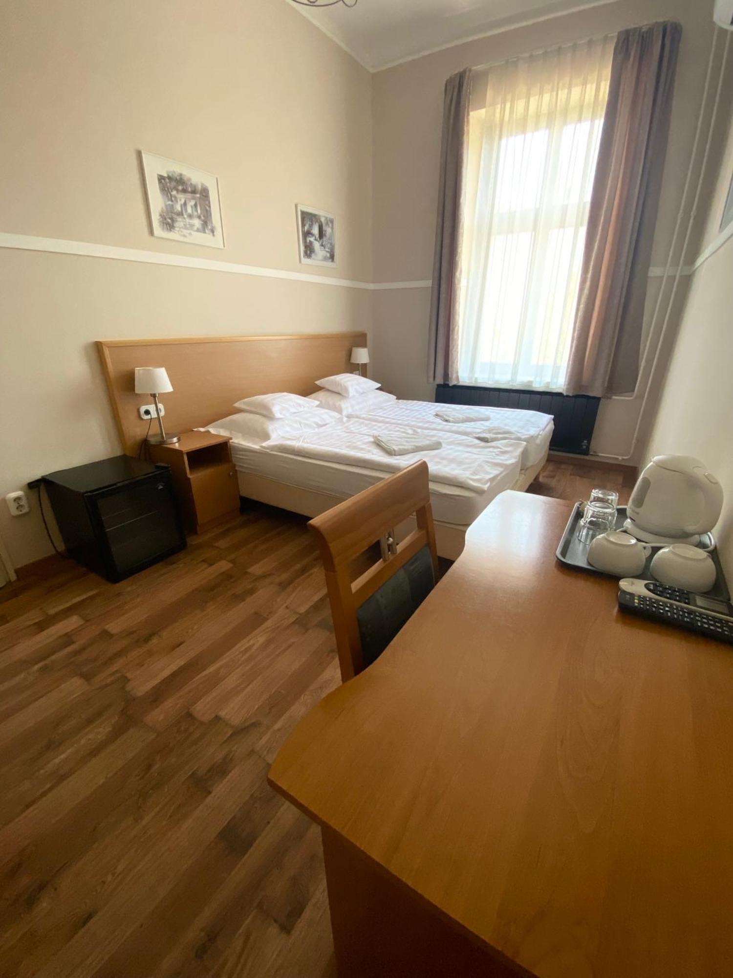 Peto Apartman Győr Exteriör bild