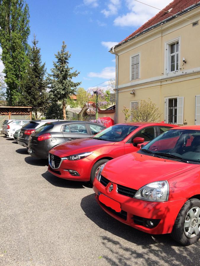 Peto Apartman Győr Exteriör bild